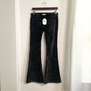 NWT Altar’d State Womens Pants Gray Grey Corduroy Flares Pull On Size Medium